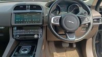 Jaguar F-Pace 2.0 D180 Portfolio SUV 5dr Diesel Auto AWD Euro 6 (s/s) (180 ps) 7