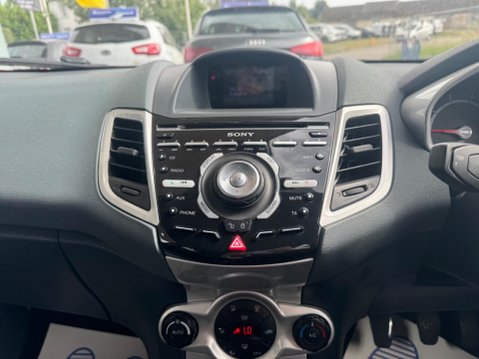 Ford Fiesta 1.4 Titanium 5dr 15