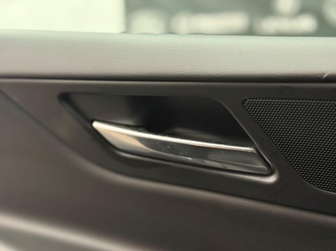 Jaguar XE 2.0d R-Sport Auto AWD Euro 6 (s/s) 4dr 55