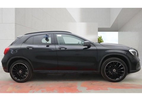 Mercedes-Benz GLA 1.6 GLA200 AMG Line SUV 5dr Petrol Manual Euro 6 (s/s) (156 ps) 9