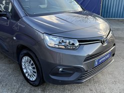 Toyota Proace City 50kWh Icon Short Panel Van 5dr Electric Auto SWB (7kW OBC) (136 ps) 12