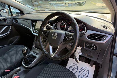 Vauxhall Astra TECH LINE CDTI - ULEZ COMPLIANT - £20 ROAD TAX - MOT FEBRUARY - PX TO CLEAR 13