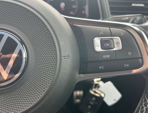 Volkswagen T-Roc 2.0 T-Roc R-Line TSi 4Motion Semi-Auto 4WD 5dr 12