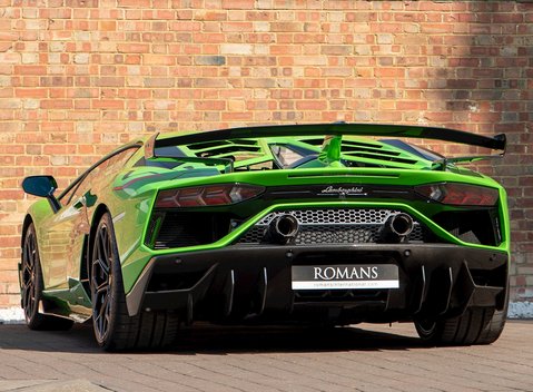 Lamborghini Aventador SVJ LP 770-4 3