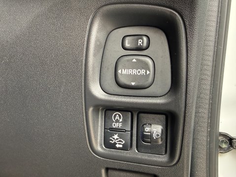 Toyota Aygo VVT-I X-TREND TSS 17