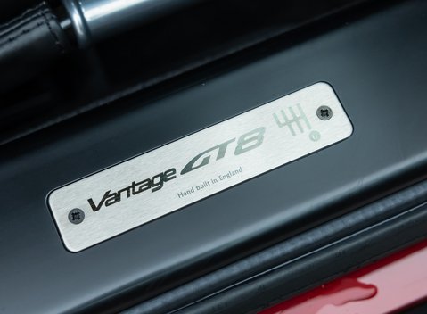 Aston Martin Vantage GT8 25