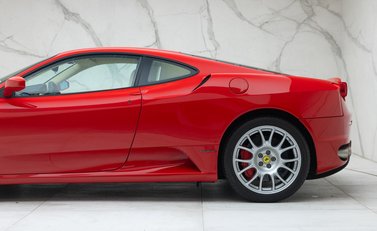 Ferrari F430 Coupe Manual 48