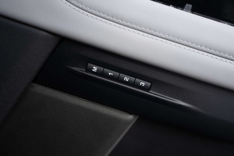 Land Rover Range Rover Evoque 2.0 Range Rover Evoque R-Dynamic HSE D MHEV Auto 4WD 5dr 15