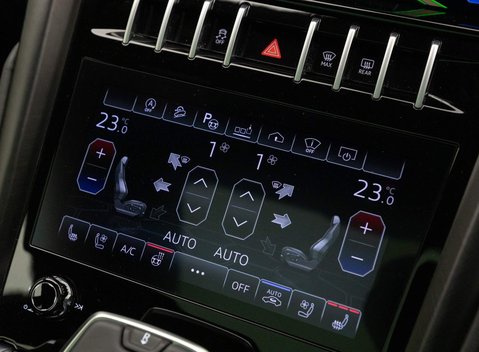 Lamborghini Urus V8 15