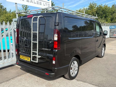 Renault Trafic 2.0 dCi Blue SL28 Sport Panel Van 5dr Diesel Manual L1 H1 Euro 6 (s/s) (130 37