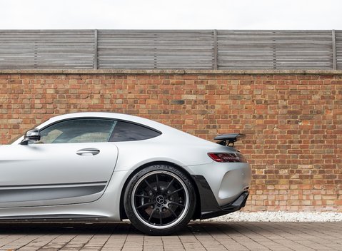 Mercedes-Benz AMG GT R GT R Pro 34