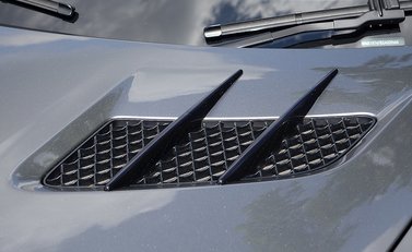 Mercedes-Benz SLS AMG GT Roadster 25