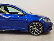 Volkswagen Golf 2.0 TSI R Hatchback 3dr Petrol DSG 4Motion Euro 6 (s/s) (310 ps) 17