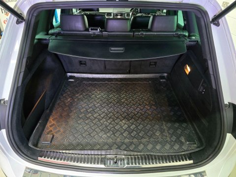 Volkswagen Touareg 3.0 TDI V6 BlueMotion Tech R-Line Plus Tiptronic 4WD Euro 6 (s/s) 5dr 10