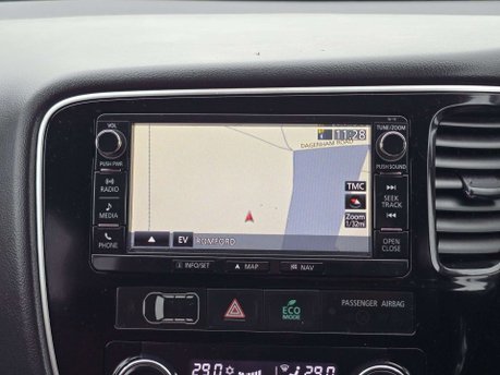 Mitsubishi Outlander 2.0h 12kWh GX5h SUV 5dr Petrol Plug-in Hybrid CVT 4WD Euro 6 (s/s) (200 ps) 30