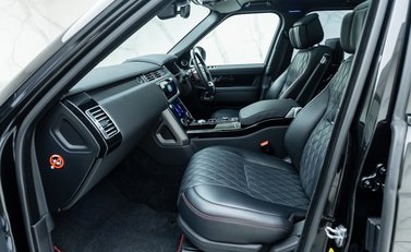 Land Rover Range Rover 5.0 V8 SVAutobiography Dynamic 24