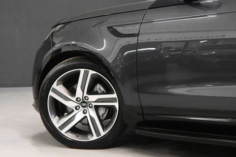 Land Rover Discovery 3.0 Discovery R-Dynamic HSE D MHEV Auto 4WD 5dr 19