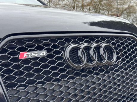 Audi RS4 4.2 RS 4 FSI Quattro Auto 4WD 5dr 68