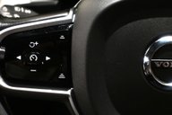 Volvo XC60 2.0 XC60 R-Design B4 MHEV AWD Auto 4WD 5dr 32