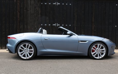 Jaguar F-Type V8 S - Stunning Example with a Great History 27