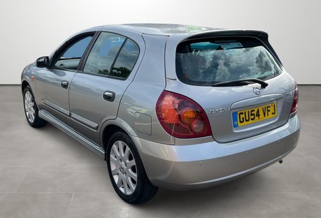 Nissan Almera 1.8 16v SXE 5dr