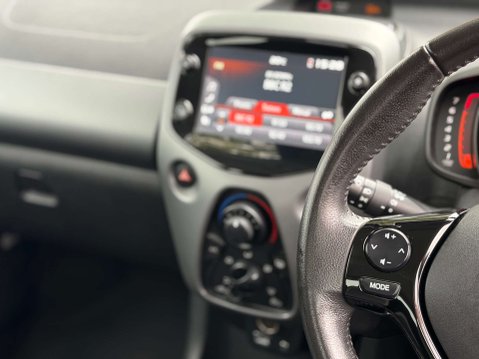 Toyota Aygo 1.0 Aygo X-Play TSS VVT-i 5dr 18