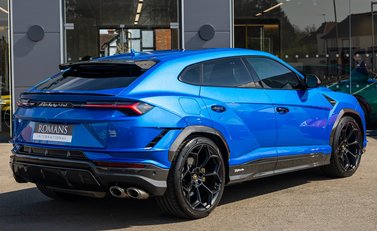 Lamborghini Urus PERFORMANTE 4
