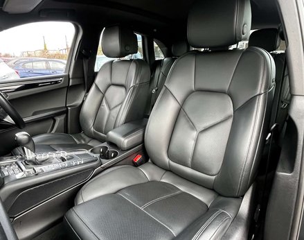 Porsche Macan 3.0 Macan S Semi-Auto 4WD 5dr 74