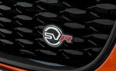 Jaguar F-Pace SVR 36
