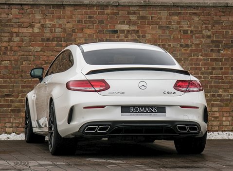 Mercedes-Benz C Class C63 S Coupe 3