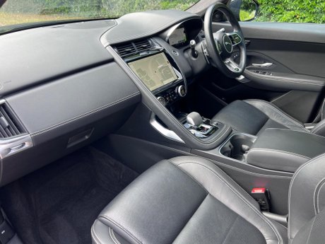 Jaguar E-Pace 2.0 D204 MHEV R-Dynamic SE Auto AWD Euro 6 (s/s) 5dr 97
