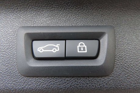BMW 5 Series 2.0 530e 12kWh M Sport Touring 5dr Petrol Plug-in Hybrid Steptronic Euro 6 19