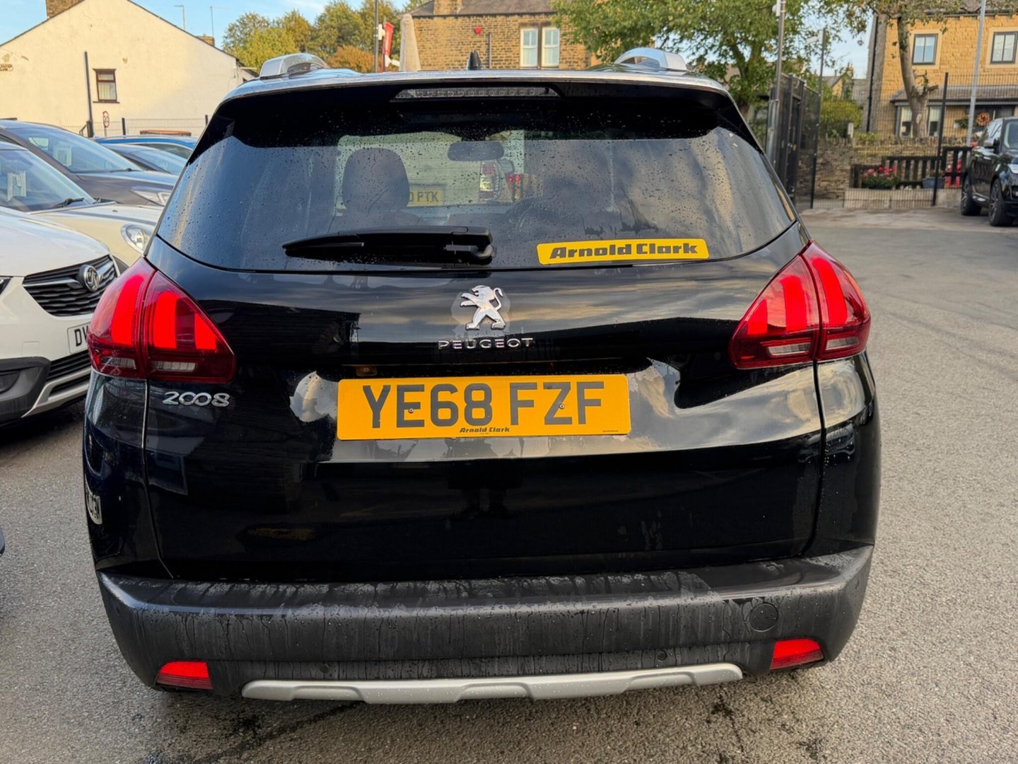 2018 Peugeot 2008 — image 6