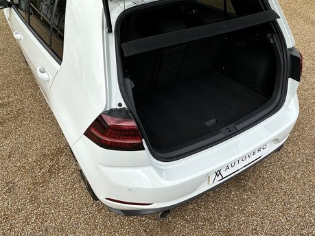 Volkswagen Golf GTI PERFORMANCE TSI DSG 85