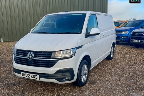 Volkswagen Transporter SWB L1H1 Low Roof Highline T28 Air Con Alloys Sensors EURO 6