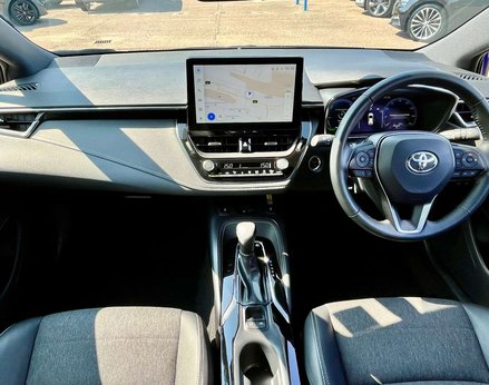 Toyota Corolla 1.8 Corolla Design HEV CVT 5dr 2