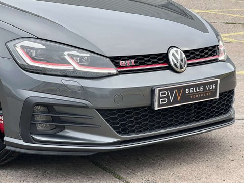 Volkswagen Golf 2.0 Golf GTi Performance TSi Semi-Automatic 5dr - NATIONAL DELIVERY* 32