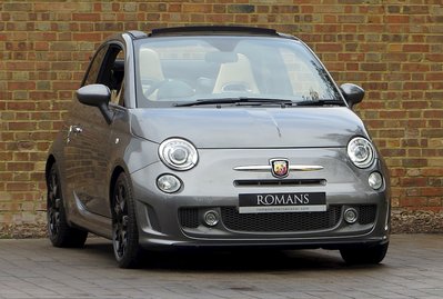 Abarth 695 Edizione Maserati