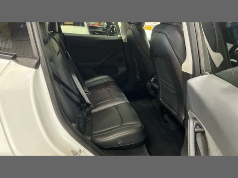 Tesla Model Y (Dual Motor) Long Range SUV 5dr Electric Auto 4WDE (384 bhp) 9