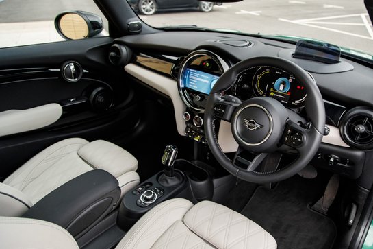Mini Hatch COOPER S LEVEL 3