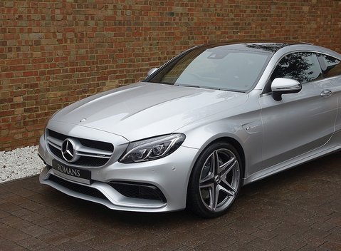 Mercedes-Benz C Class C63 Coupe Premium 6