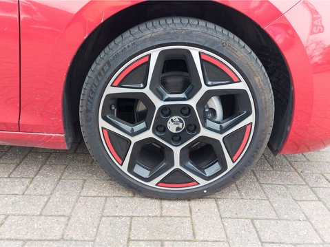 Vauxhall Astra 1.2 Turbo 130 GS Line 5dr 30