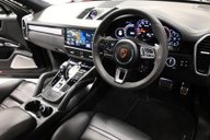 Porsche Cayenne 4.0 Cayenne V8 T Auto 4WD 5dr 24