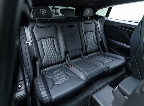 Lamborghini Urus SE 18