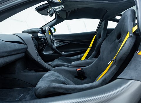 McLaren 750S 15