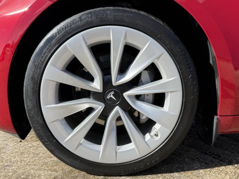 Tesla Model 3 (Dual Motor) Long Range Saloon 4dr Electric Auto 4WDE (346 ps) 17