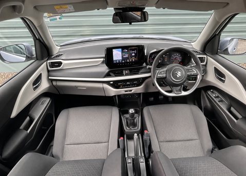 Suzuki Swift 1.2 Mild Hybrid Motion 11