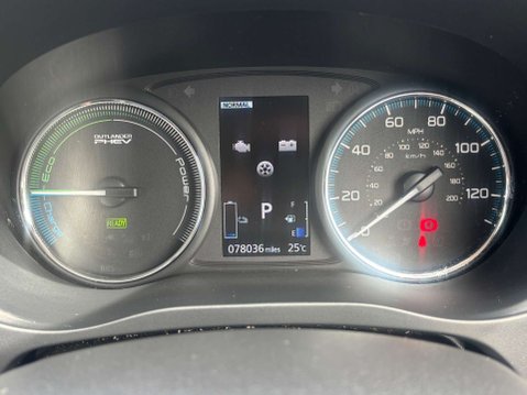 Mitsubishi Outlander 2.0h 12kWh GX4h SUV 5dr Petrol Plug-in Hybrid CVT 4WD Euro 6 (s/s) (200 ps) 61