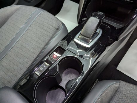 Peugeot 2008 2008 Allure Premium EV 5dr 82