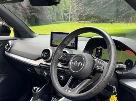 Audi Q2 TFSI S LINE 13